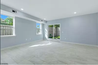 339 Court St, Elizabeth, NJ 07206 - Photo 18