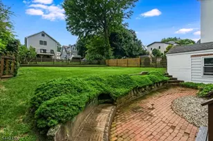 189 Mineral Spring Ave, Passaic, NJ 07055 - Photo 30