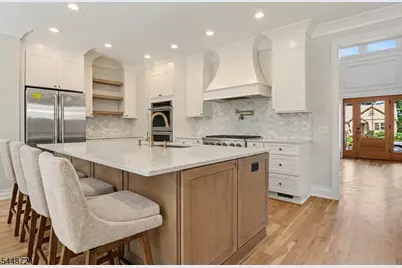 21 Valemont Way, Summit, NJ 07901 - Photo 8