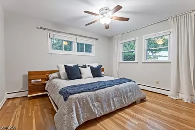 19 Sunrise Dr, Morris Plains, NJ 07950 - Photo 28