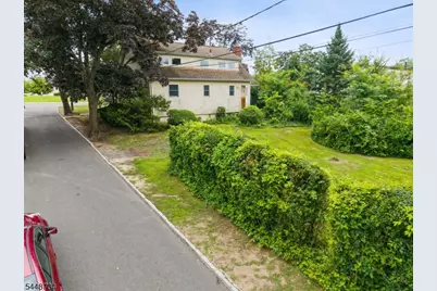 7 E Side Ave, Union Township, NJ 07088 - Photo 4