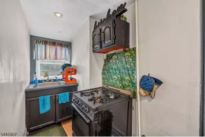 288 Pomona Ave #3, Newark, NJ 07112 - Photo 22