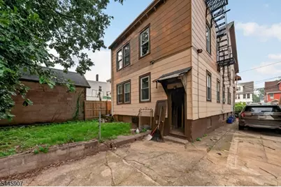 288 Pomona Ave #3, Newark, NJ 07112 - Photo 18