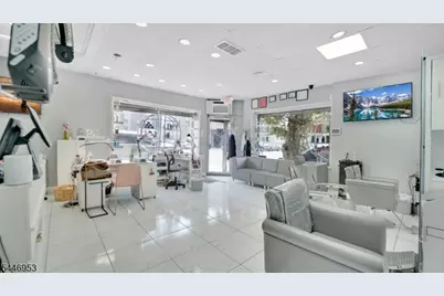 217 Jefferson St, Newark, NJ 07105 - Photo 8
