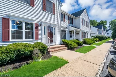 14 Giles Biondi Ct, Bound Brook, NJ 08805 - Photo 2