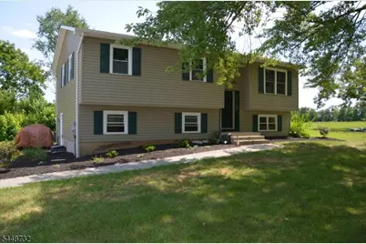 290 E Asbury Anderson Rd, Washington Township, NJ 07882 - Photo 1