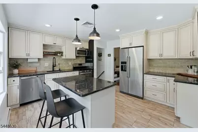 275 Wyoming Ave, Maplewood, NJ 07040 - Photo 6