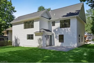 14 Maplewood Dr, Livingston, NJ 07039 - Photo 26