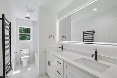 14 Maplewood Dr, Livingston, NJ 07039 - Photo 22