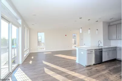 112 Village Dr, Montgomery Township, NJ 08558 - Photo 10