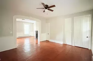 136 Main St, Flemington, NJ 08822 - Photo 4