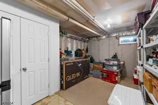 9 Goffle Brook Ct, Hawthorne, NJ 07506 - Photo 28