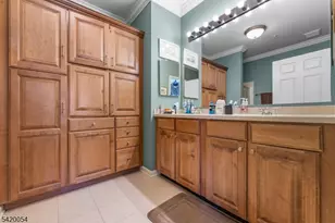 9 Goffle Brook Ct, Hawthorne, NJ 07506 - Photo 20
