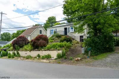 20 Greenwood Ave, Wanaque, NJ 07420 - Photo 2