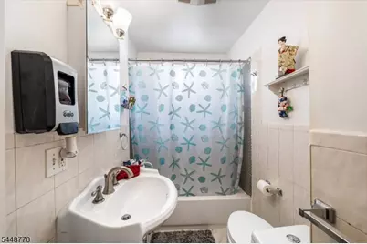 413 Hamilton Ave, Paterson, NJ 07514 - Photo 14