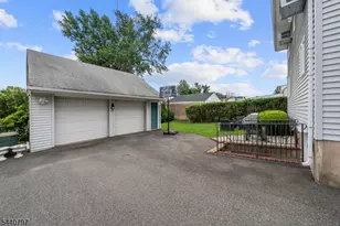 101 Maple Hill Rd, Clifton, NJ 07013 - Photo 28