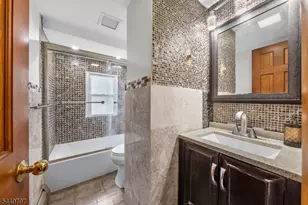 101 Maple Hill Rd, Clifton, NJ 07013 - Photo 16