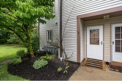 141 Woods Edge Dr #141, Roxbury Township, NJ 07876 - Photo 2