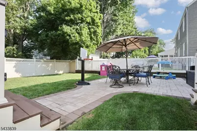 37 Oakley Ter, Nutley, NJ 07110 - Photo 44