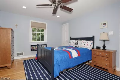 37 Oakley Ter, Nutley, NJ 07110 - Photo 26
