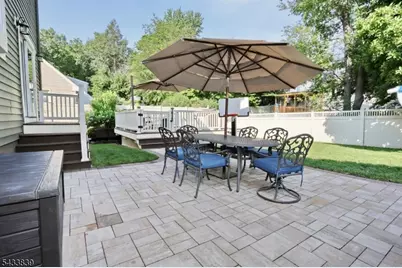 37 Oakley Ter, Nutley, NJ 07110 - Photo 40