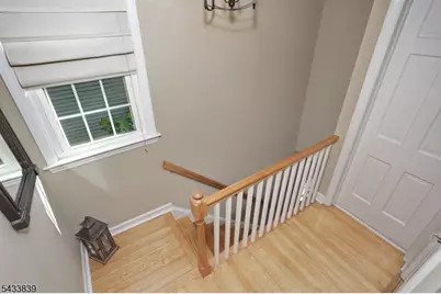 37 Oakley Ter, Nutley, NJ 07110 - Photo 22