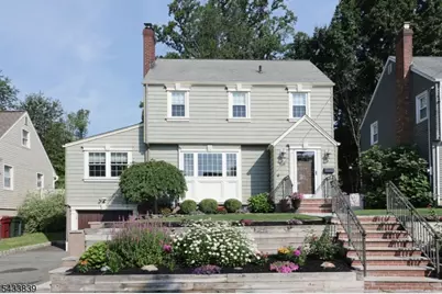 37 Oakley Ter, Nutley, NJ 07110 - Photo 2