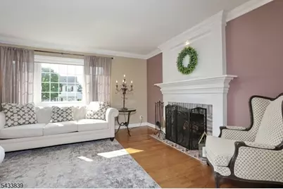 37 Oakley Ter, Nutley, NJ 07110 - Photo 8