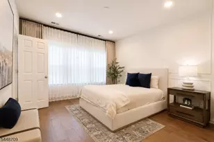 22 Gala Ct, Livingston Twp., NJ 07039 - Photo 10