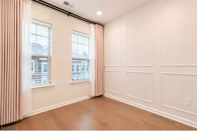 22 Gala Ct, Livingston, NJ 07039 - Photo 18