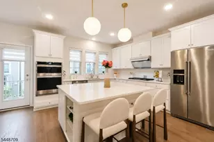 22 Gala Ct, Livingston Twp., NJ 07039 - Photo 8