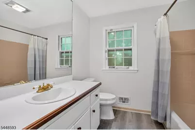 9 E Fox Chase Rd, Chester, NJ 07930 - Photo 12