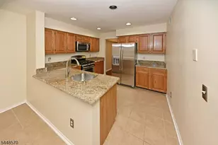 6 Erin Way, Lincoln Park, NJ 07035 - Photo 4