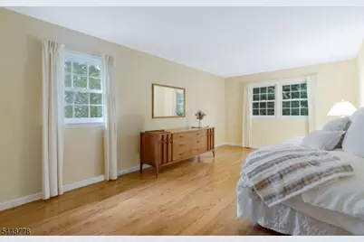 8 Mansfield Ct, Mendham, NJ 07945 - Photo 18
