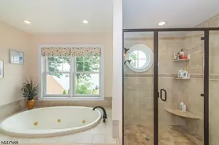 121 Maxim Dr, Hopatcong, NJ 07843 - Photo 28