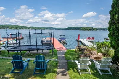 121 Maxim Dr, Hopatcong, NJ 07843 - Photo 48