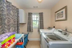 121 Maxim Dr, Hopatcong, NJ 07843 - Photo 32