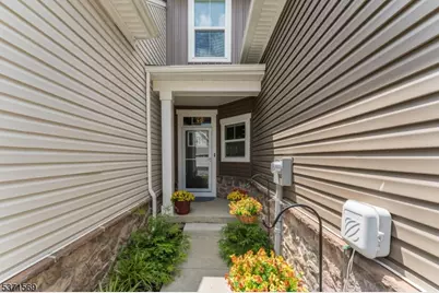 16 Sparrowhawk St, Washington Township, NJ 07882 - Photo 30
