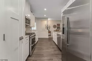 16 Sparrowhawk St, Washington Township, NJ 07882 - Photo 4