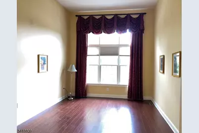 72 Patriots Way, Franklin Township, NJ 08873 - Photo 2