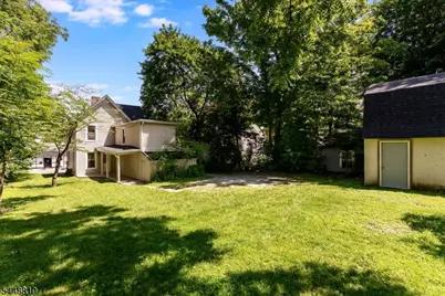 4 Maple St, Andover, NJ 07821 - Photo 10