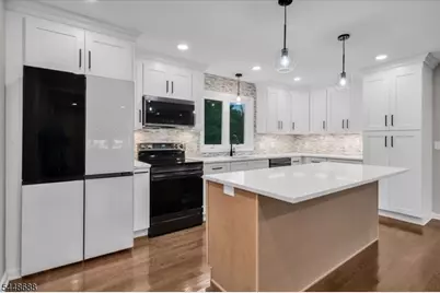 126 12th St, Franklin Township, NJ 08873 - Photo 12