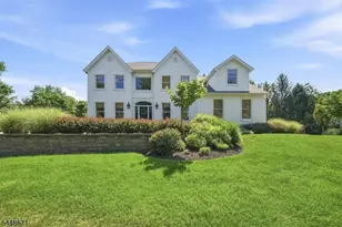 1 Pendleton Ct, Clinton Township, NJ 08801 - Photo 1