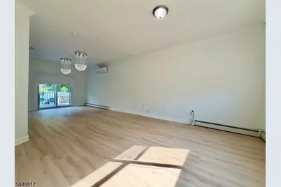 36 Augusta St, Irvington, NJ 07111 - Photo 4