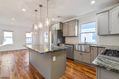 43 Howe Ave #2, Montclair, NJ 07042 - Photo 4