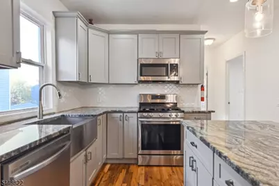 43 Howe Ave #2, Montclair, NJ 07042 - Photo 10
