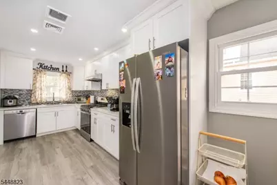 27 Spencer Ave, Clifton, NJ 07013 - Photo 4