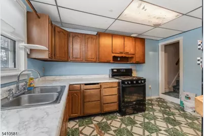 12 Brainard St, Phillipsburg, NJ 08865 - Photo 10