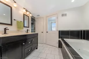 12 Brainard St, Phillipsburg, NJ 08865 - Photo 10
