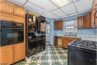 12 Brainard St, Phillipsburg, NJ 08865 - Photo 8